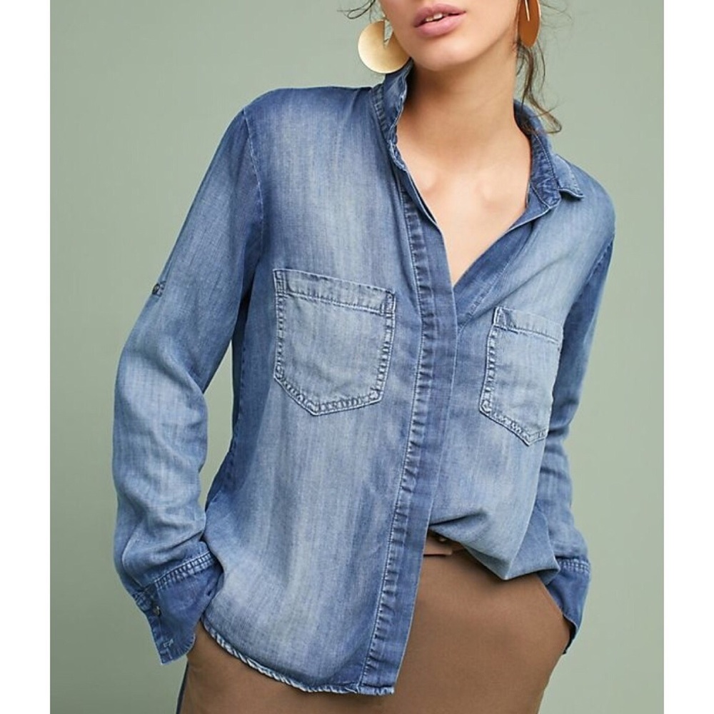 Anthropologie Cloth & Stone Chambray Button Down